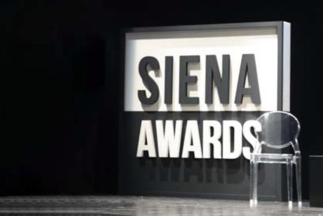 Pannello in polistirolo con lettere spessorate Siena Awards