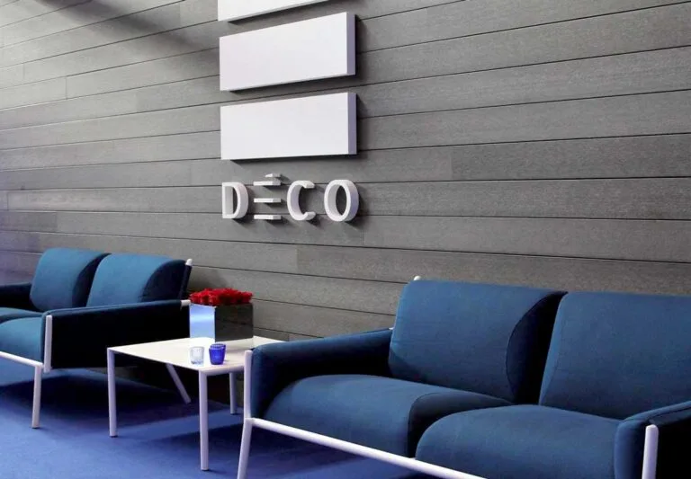 Loghi in polistirolo 3d personalizzati per sale d'attesa Deco - progetto versione Prestige