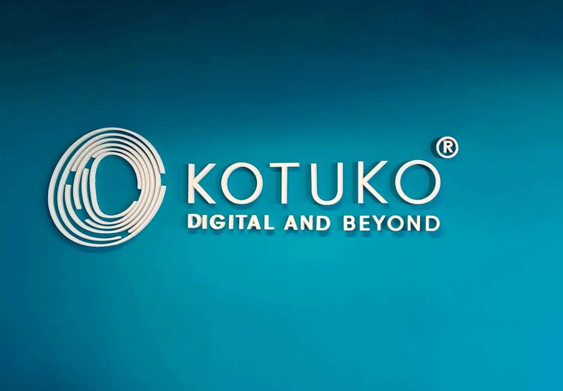 Scritte in polistirolo 3d per corridoi ufficio Kotuko - progetto versione Prestige