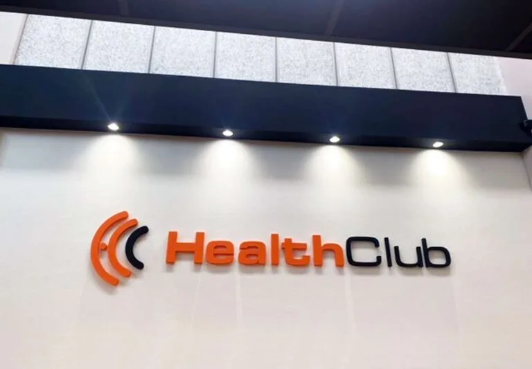 Scritte in polistirolo 3d personalizzate per palestra Health Club - progetto versione Premium